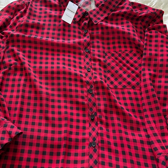 BLOUSE, LONG SLEEVES, RED & BLACK CHECK, SIZE 4X, GINGHAM PRINT, CHEST POCKET, - Picture 1 of 8